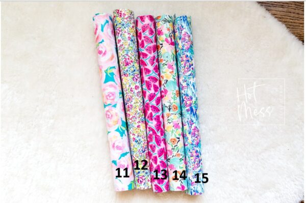 Floral Name Decal, Personalized Decal, Monogram decal, Wedding Decals, Tumbler decal,  Car decal, Laptop decal