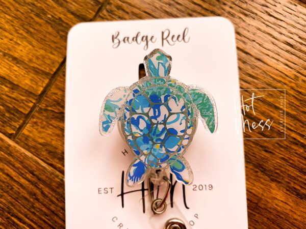 Sea Turtle Badge Reel, Summer ID holder, Retractable Badge Reel, Teacher ID Holder, Nurse Badge Reel