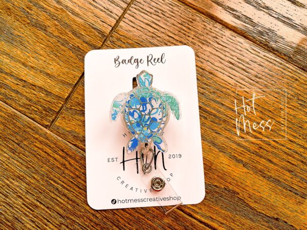 Sea Turtle Badge Reel, Summer ID holder, Retractable Badge Reel, Teacher ID Holder, Nurse Badge Reel