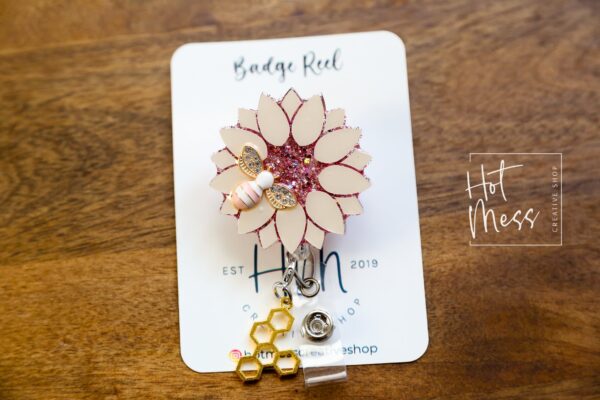 Sunflower Badge Reel with Bee, Retractable Badge Reel, Interchangeable Badge Reel, Summer Lanyard