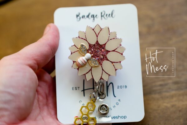 Sunflower Badge Reel with Bee, Retractable Badge Reel, Interchangeable Badge Reel, Summer Lanyard