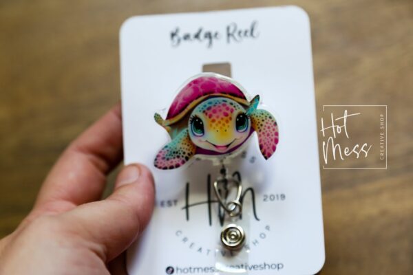 Cute Sea Turtle Badge Reel, Summer ID holder, Retractable Badge Reel, Teacher ID Holder, Nurse Badge Reel