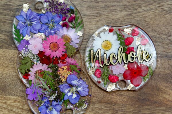 Pressed Flower Stanley Tumbler Topper, custom tumbler plate, tumbler name tag, Personalized gift