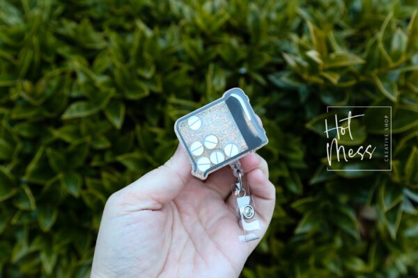 Pharmacy Tray Badge Reel, Shaker Badge Reel, Pill Medical Badge Reels, pharmacy Badge Reels, counting tray