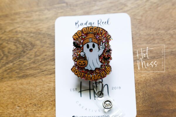 Halloween No diggity, about to bag it up Badge Reel, Fall Badge Reel, Ghost Badge Reel, Halloween Badge Reel, Autumn Badge Reel