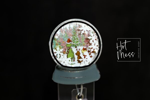 Snow globe Badge Reel, 3d Snowglobe Christmas Badge Reel, Nurse Badge Reel, Retractable ID Holder, Glitter Badge Reel, Winter ID Holder