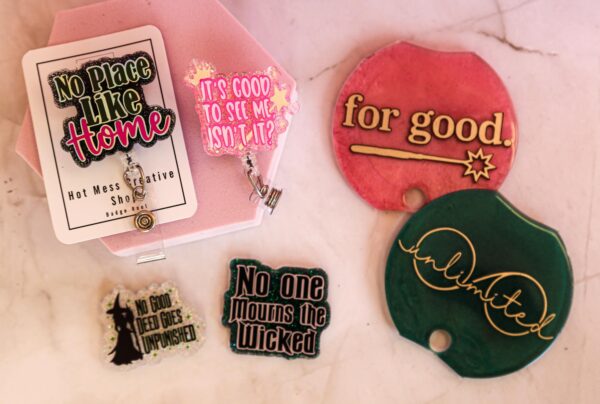 It's good to see me isn't it Badge Reel, Glinda ID Holder, Interchangeable badge reel, Theater Gift, For Good